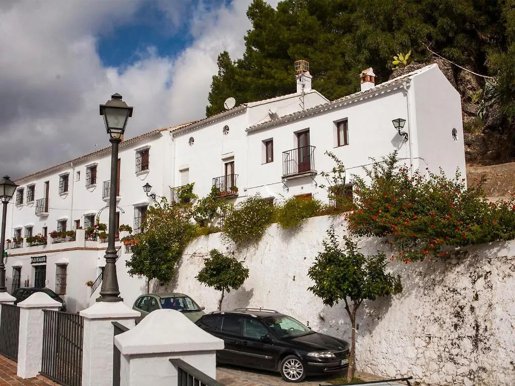 Séjour à la campagne Maison d'hôtes El Buen Sitio à Zahara De La Sierra